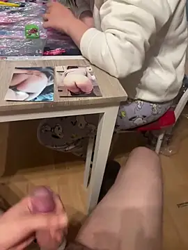 Teeny-Slut18 online show from June 2026 06:58:02 PM