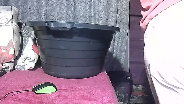 BLACKMALF online show from June 2026 04:32:02 AM