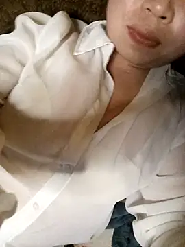 julybe online show from March 2026 06:08:02 AM