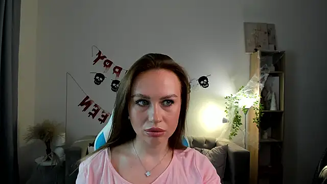 Snapshot of Adele_Rage chatting on October 2025 11:22:01 AM Adele Rage online show from October 2025 11:22:01 AM