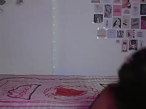 Snapshot of Saloni9 chatting on November 2025 04:39:01 PM Saloni9 online show from November 2025 04:39:01 PM