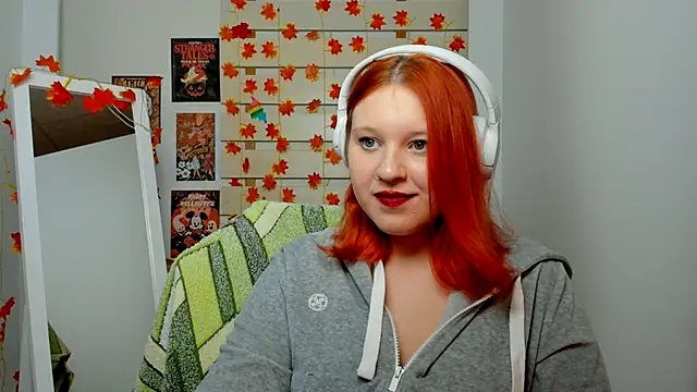 Snapshot of FoxPlayXX chatting on November 2025 07:41:02 PM FoxPlayXX online show from November 2025 07:41:02 PM