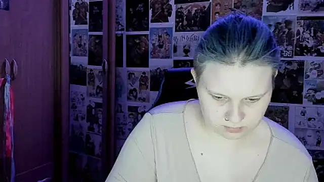 FoxPlayXX online show from June 2026 08:00:02 PM