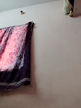 Snapshot of pujapujarrrr chatting on November 2025 10:15:01 AM pujapujarrrr online show from November 2025 10:15:01 AM