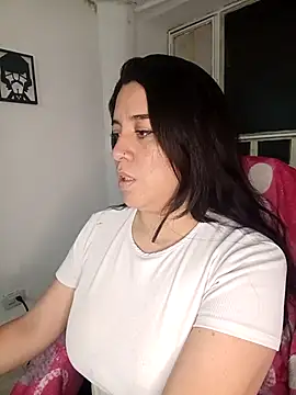 Snapshot of alanna_sweett00 chatting on November 2025 02:05:01 PM alanna sweett00 online show from November 2025 02:05:01 PM