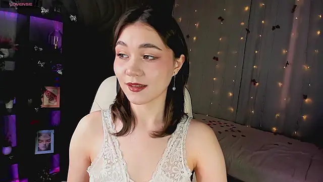 MistyLovia online show from March 2026 09:48:02 AM