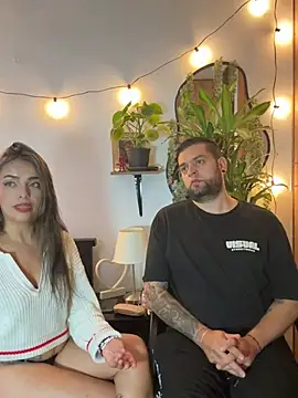 MailynAndNick online show from June 2026 01:32:01 AM