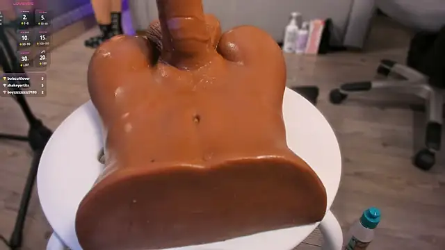 lexiee   online show from April 2026 12:29:02 PM