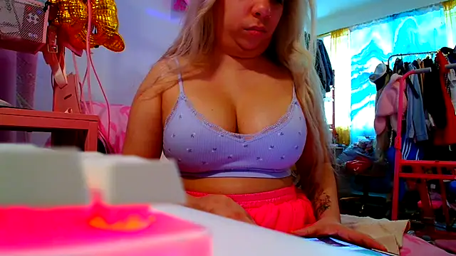 Snapshot of PrincessKDoll chatting on March 2026 01:11:02 PM PrincessKDoll online show from March 2026 01:11:02 PM