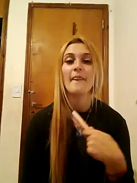 Snapshot of larubia_arg chatting on October 2025 02:45:02 AM larubia arg online show from October 2025 02:45:02 AM