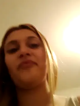 Snapshot of larubia_arg chatting on November 2025 03:52:02 AM larubia arg online show from November 2025 03:52:02 AM