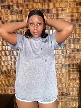 Snapshot of SP1CY_MOMMY chatting on November 2025 01:20:01 PM SP1CY MOMMY online show from November 2025 01:20:01 PM