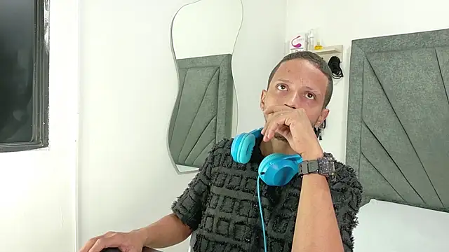 DamianandEva online show from June 2026 12:53:02 PM
