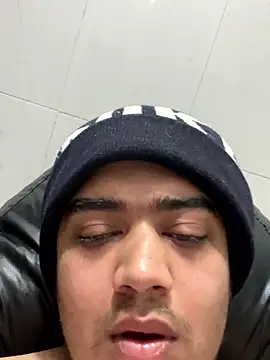 FlashyOcean53 online show from January 2026 11:23:02 AM