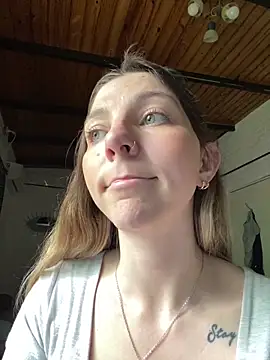 Snapshot of Camilu2025 chatting on October 2025 04:30:02 PM Camilu2025 online show from October 2025 04:30:02 PM