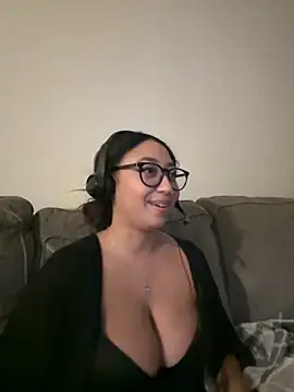 Snapshot of minha_baby chatting on December 2025 05:50:02 AM minha baby online show from December 2025 05:50:02 AM