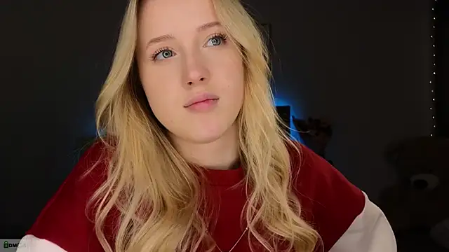 Snapshot of adele_armass chatting on February 2026 09:22:02 PM adele armass online show from February 2026 09:22:02 PM