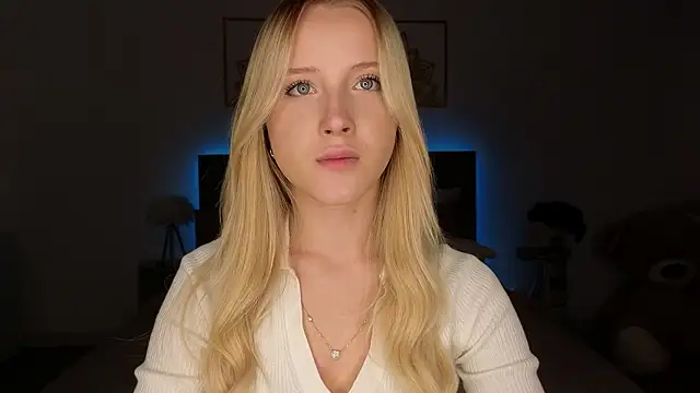 Snapshot of adele_armass chatting on March 2026 09:20:02 PM adele armass online show from March 2026 09:20:02 PM