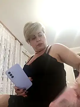 MilkySky online show from November 2025 05:45:03 PM