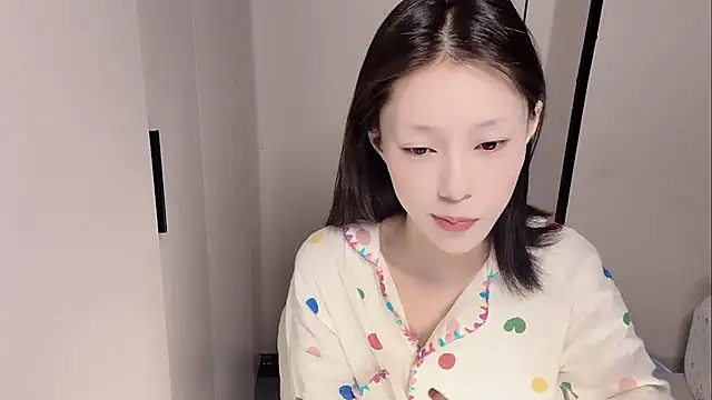 Snapshot of yuyu-33 chatting on November 2025 01:38:01 AM yuyu-33 online show from November 2025 01:38:01 AM