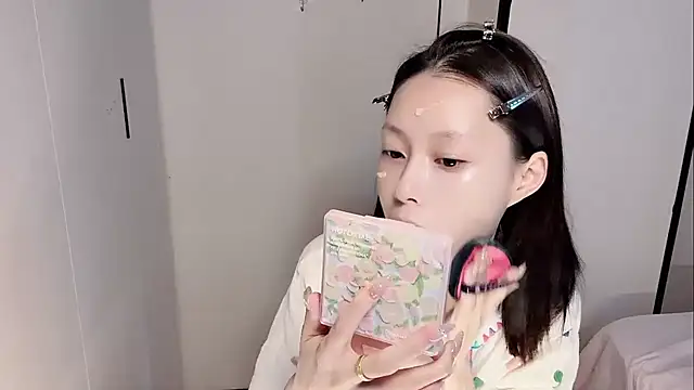 Snapshot of yuyu-33 chatting on January 2026 01:10:02 AM yuyu-33 online show from January 2026 01:10:02 AM