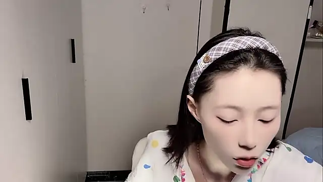 Snapshot of yuyu-33 chatting on February 2026 01:15:02 AM yuyu-33 online show from February 2026 01:15:02 AM