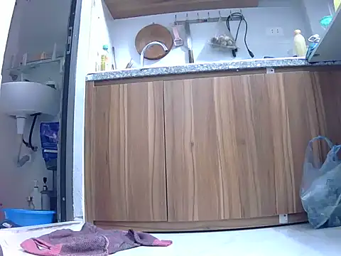 Drizzle-Rian online show from November 2025 04:47:01 AM