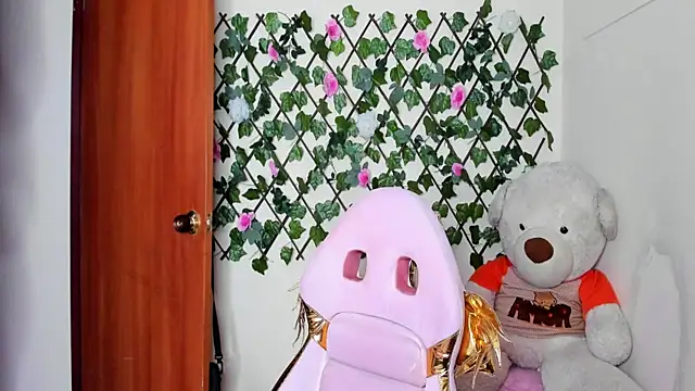 Snapshot of melani_ferraraa_ chatting on November 2025 03:17:01 AM melani ferraraa online show from November 2025 03:17:01 AM