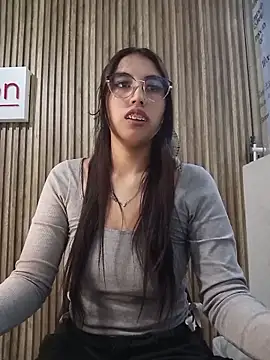 Valk submissive online show from May 2026 03:55:02 AM