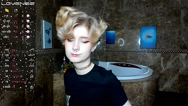 Snapshot of Angel_Julles chatting on November 2025 01:05:02 AM Angel Julles online show from November 2025 01:05:02 AM