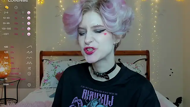 Angel Julles online show from May 2026 03:56:01 AM