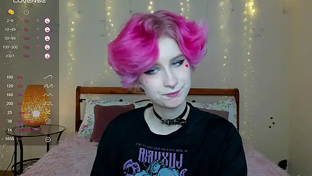 Angel Julles online show from May 2026 09:47:02 AM
