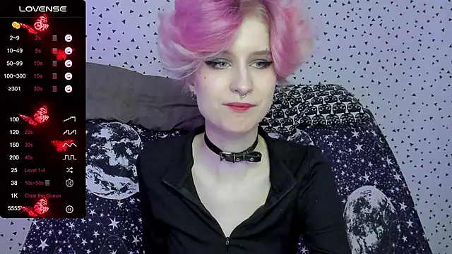 Angel Julles online show from May 2026 06:15:02 PM