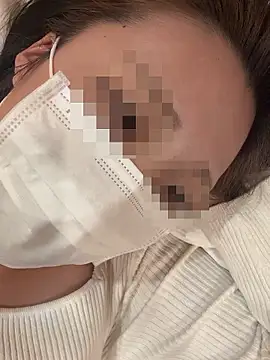 Snapshot of uyu0000 chatting on November 2025 02:06:01 PM uyu0000 online show from November 2025 02:06:01 PM