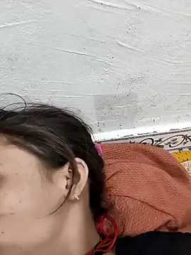 Snapshot of Cute_Arushi chatting on November 2025 06:18:01 PM Cute Arushi online show from November 2025 06:18:01 PM