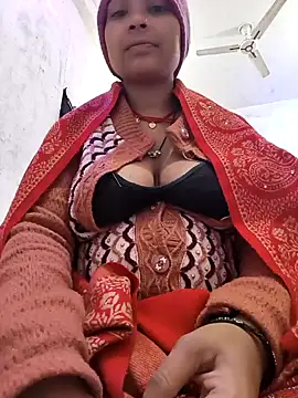 Snapshot of Cute_Arushi chatting on December 2025 06:58:01 PM Cute Arushi online show from December 2025 06:58:01 PM