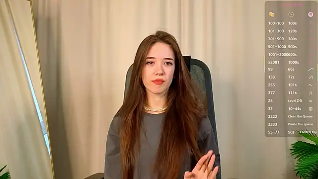 Snapshot of tinyanie chatting on December 2025 06:18:01 AM tinyanie online show from December 2025 06:18:01 AM