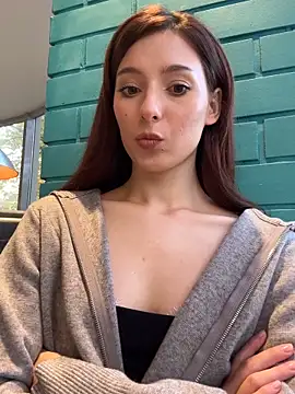 Snapshot of LilluKatten chatting on November 2025 01:11:01 PM LilluKatten online show from November 2025 01:11:01 PM