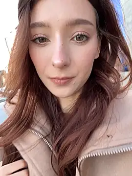 Snapshot of LilluKatten chatting on November 2025 10:25:01 AM LilluKatten online show from November 2025 10:25:01 AM