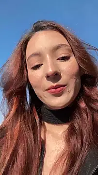 Snapshot of LilluKatten chatting on November 2025 09:44:02 AM LilluKatten online show from November 2025 09:44:02 AM