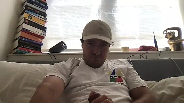 dutchpieter95 online show from April 2026 07:47:02 AM