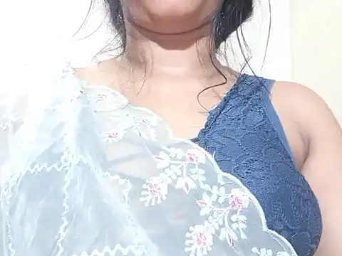 Snapshot of Nancy_queen001 chatting on November 2025 09:52:02 AM Nancy queen001 online show from November 2025 09:52:02 AM