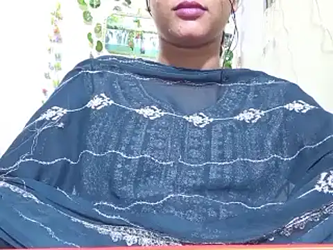 Snapshot of Nancy_queen001 chatting on November 2025 09:28:01 PM Nancy queen001 online show from November 2025 09:28:01 PM