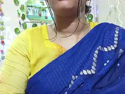 Snapshot of Nancy_queen001 chatting on November 2025 09:34:01 AM Nancy queen001 online show from November 2025 09:34:01 AM