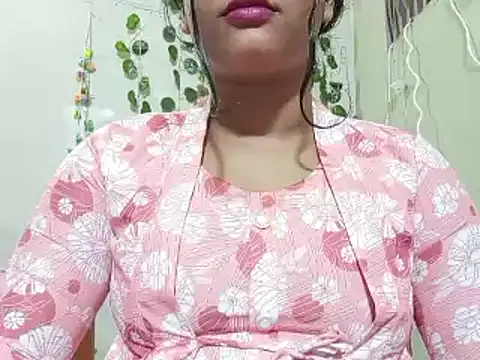 Snapshot of Nancy_queen001 chatting on December 2025 05:43:02 PM Nancy queen001 online show from December 2025 05:43:02 PM