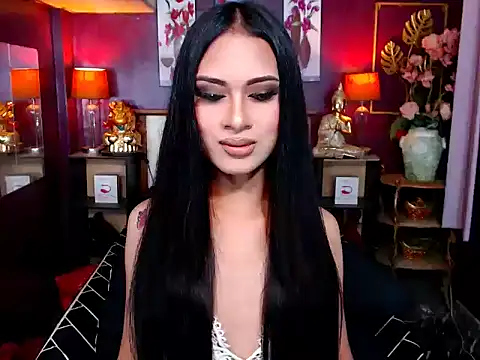 Plastique PATRICIA online show from March 2026 02:18:01 AM