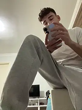 yasinesra757  online show from December 2025 03:15:01 AM