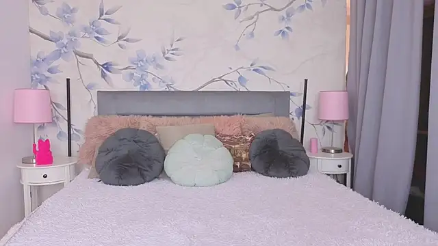 Snapshot of Sandra_angel_ chatting on November 2025 11:15:01 PM Sandra angel online show from November 2025 11:15:01 PM