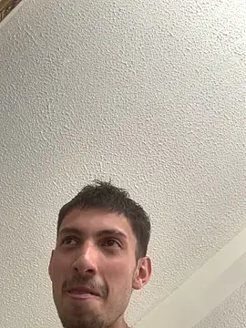 Snapshot of dylan_drakee chatting on December 2025 07:42:02 PM dylan drakee online show from December 2025 07:42:02 PM