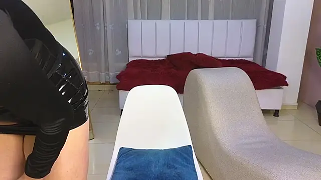 malen fitnessmilf online show from July 2026 01:58:33 AM